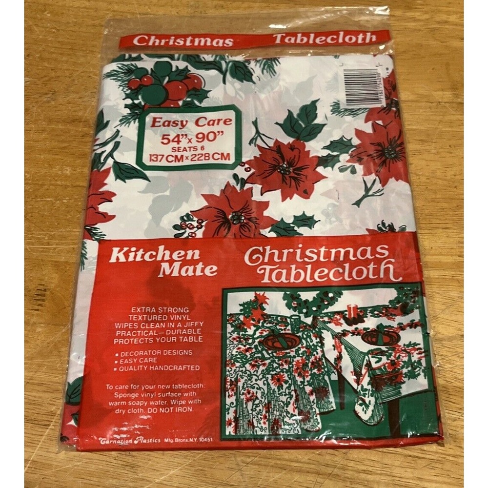VINTAGE Kitchenmate Vinyl Christmas Poinsettia‎  Tablecloth Sealed 54x90"